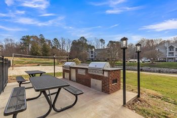 The preserve at ballantyne commons dog park with picnic table and grill